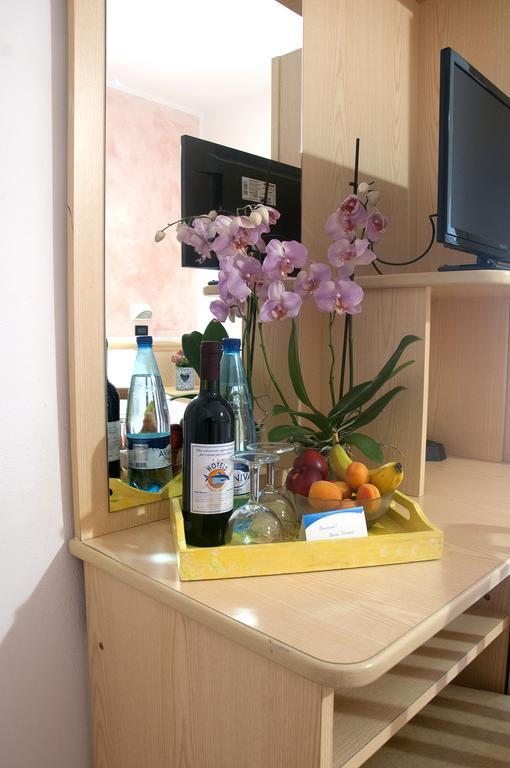 Piccolo Hotel Cesenatico Rum bild