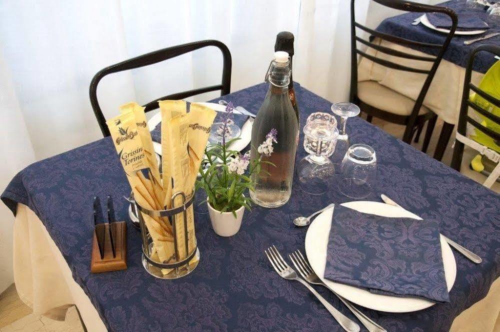 Piccolo Hotel Cesenatico Exteriör bild